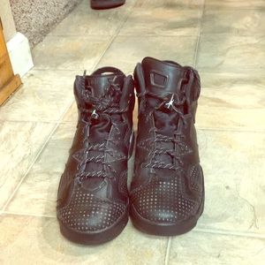 Jordan Retro 6 Black Cat